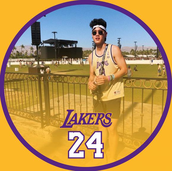 Profile Picture of Ryan Lee (@rtlee310) on Poshmark