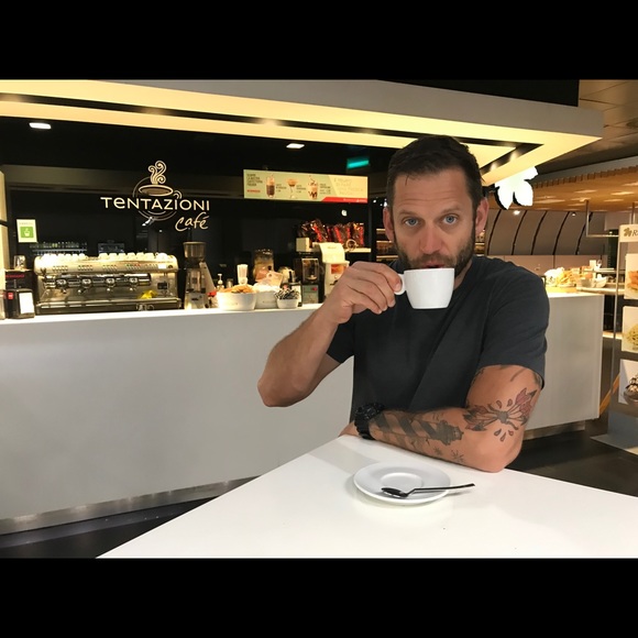 Wesley Stoneman - Poshmark Profile Picture of Wesley Stoneman (@wstoneman) on Poshmark