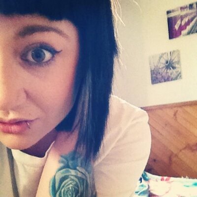 Profile Picture of Leah Winfield (@leahlorraine) on Twitter