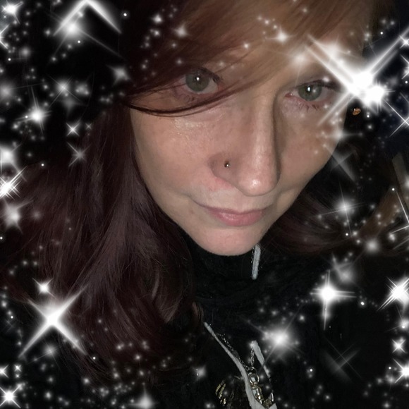 Barbara Biersteker - Poshmark Profile Picture of Barbara Biersteker (@bbiersteker) on Poshmark