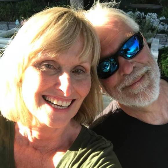 Profile Picture of Beth Edmondson (@bethedmondson) on Poshmark