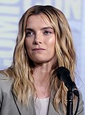 Profile Picture of Betty Gilpin - Wikipediaon Wikipedia