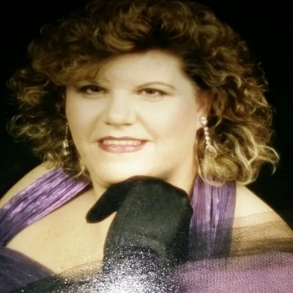 Profile Picture of Georgetta Griffith (@georgettag) on Poshmark