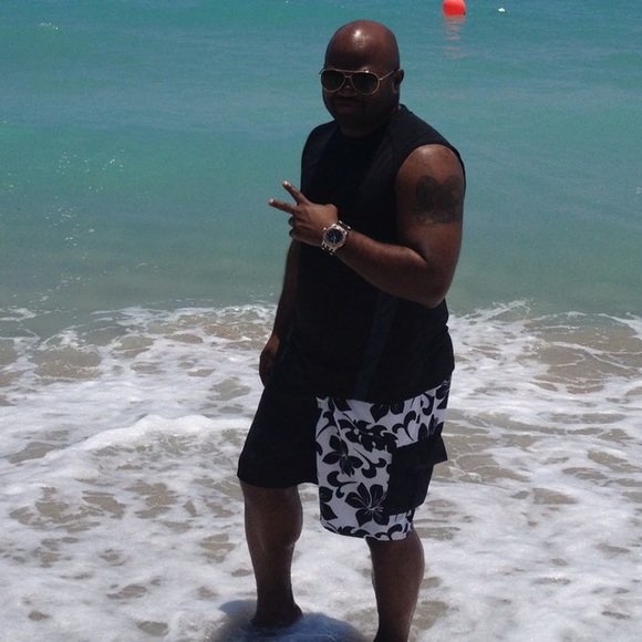 Profile Picture of Glenn Jeffries (@glegend1226) on Poshmark