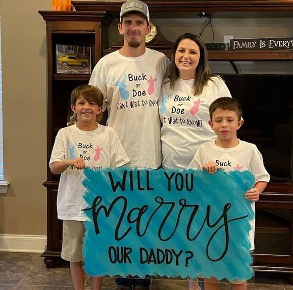 Profile Picture of Brieanna Wolfe (@briew0101) on Poshmark