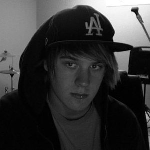 Profile Picture of Koelanderson (@koelanderson) on Myspace