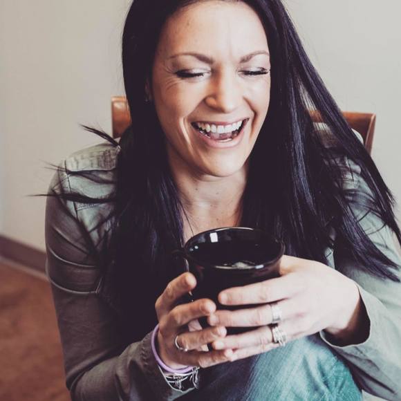 Profile Picture of Kelsey Gensmer (@kelseygensmer) on Poshmark