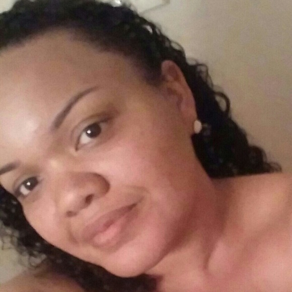 Profile Picture of Jackie Glascoe (@jacko84) on Poshmark