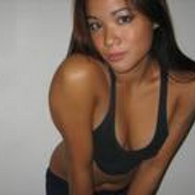 Profile Picture of Paige Cahill (@Burstingjx) on Twitter