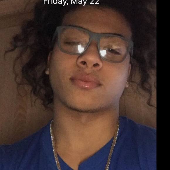 Profile Picture of Adrian Valerio (@av03866835) on Poshmark