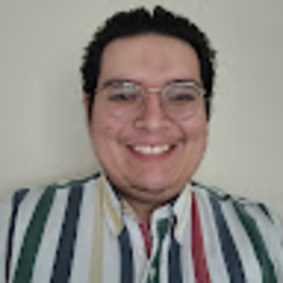 Profile Picture of James Siebels (@mrjesdude) on Poshmark