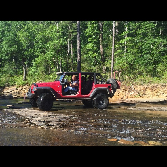 Profile Picture of Robert Joshlin (@joshlinc852) on Poshmark