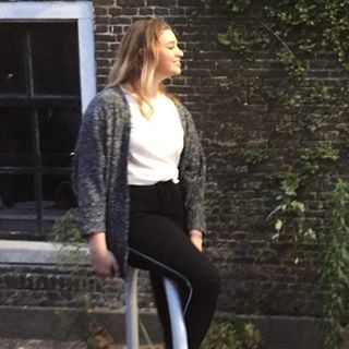 Profile Picture of Daphne Slinger (@Daphne-Slinger) on Facebook