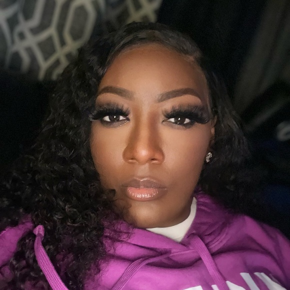 Profile Picture of Jasmine Forrest (@forrest1988) on Poshmark