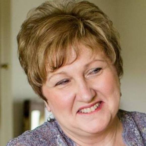 Profile Picture of Donna Wade (@dwadedt) on Poshmark