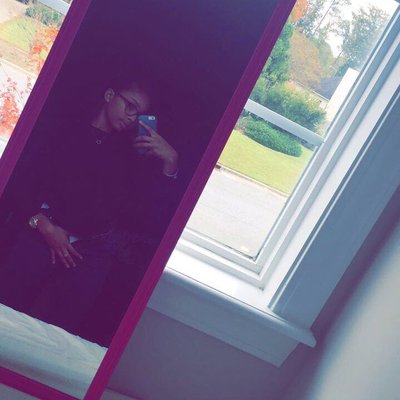 Profile Picture of Alyce (@alycesharp23) on Twitter