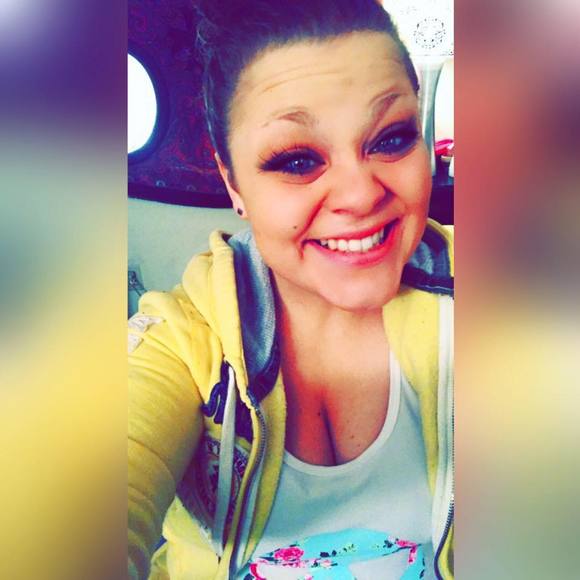 Profile Picture of Alyssa Dilemme (@allie1111) on Poshmark