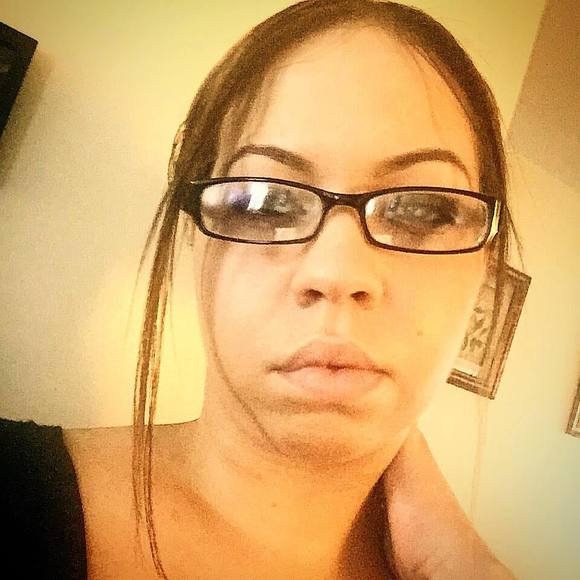 Becka Deshone - Poshmark Profile Picture of Becka Deshone (@rld29279) on Poshmark