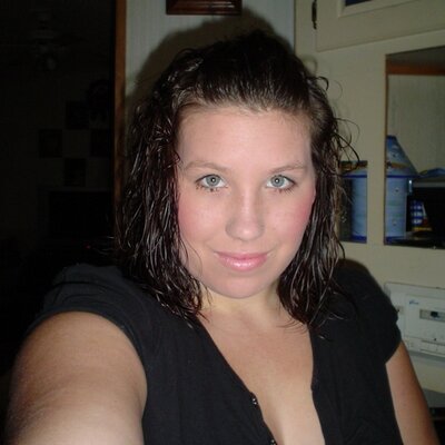 Profile Picture of Rachael Lee Welker (@army_sister2009) on Twitter