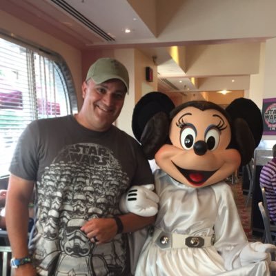 Profile Picture of Kenneth Garza (@kmgarza3111) on Twitter