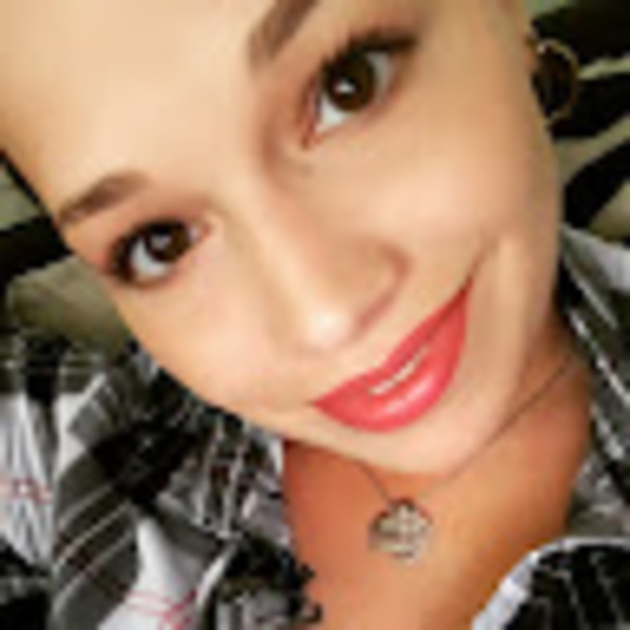 Profile Picture of Marci Walden (@missmarci91) on Poshmark
