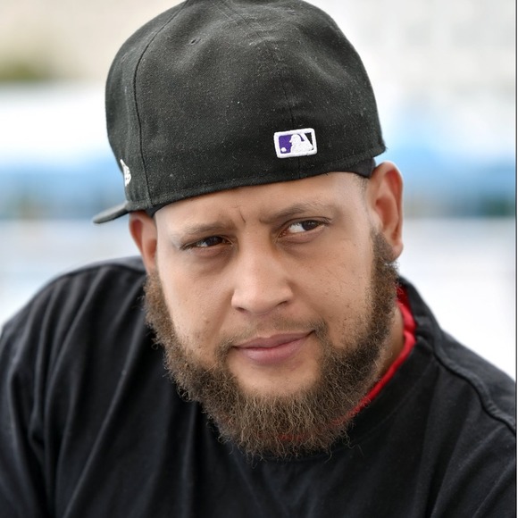 Profile Picture of Brian Littlejohn (@brianlittlejohn) on Poshmark