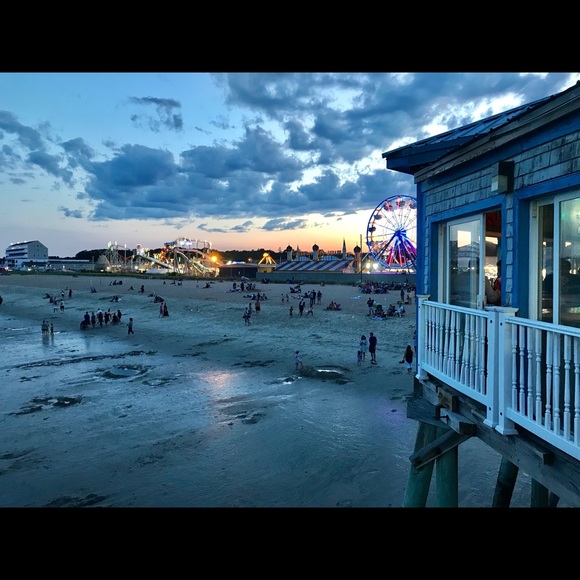 Profile Picture of Cynthia Dupont (@cyndup) on Poshmark