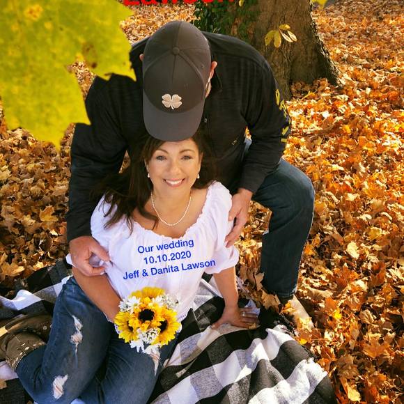 Profile Picture of Danita Luzadder (@luzadder3) on Poshmark