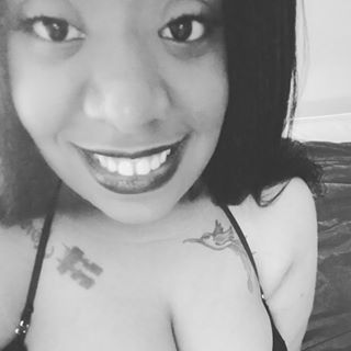 Profile Picture of Charnae Johnson (@charnaemj) on Facebook