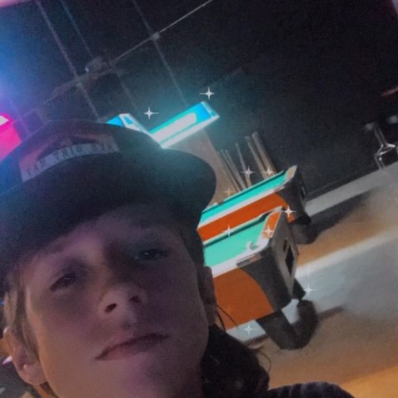 Profile Picture of Jesse Grimes (@jesse_grimes) on Poshmark