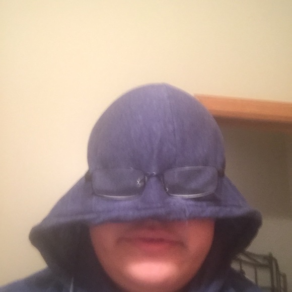 Kevin Kerley - Poshmark Profile Picture of Kevin Kerley (@kingkevin711) on Poshmark