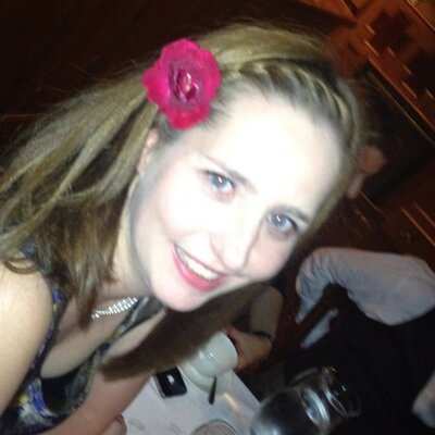 Profile Picture of Alice Gardner (@rainbowrose200) on Twitter