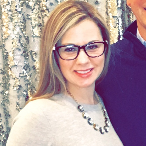 Profile Picture of Kimberly Digiacomo (@kdigiac) on Poshmark