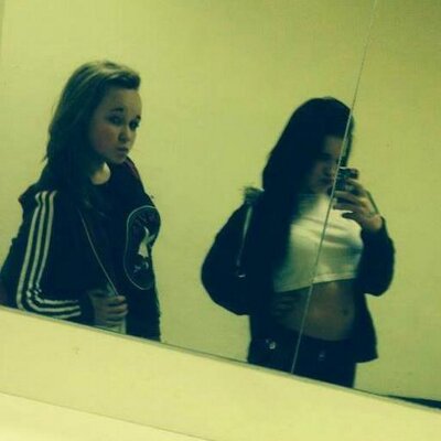 Profile Picture of Sian Foster (@sianfosterwbu) on Twitter