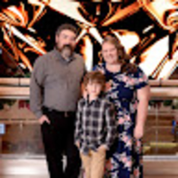 Profile Picture of Kerry Lukow (@kerrylukow) on Poshmark