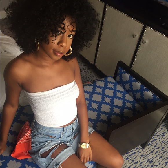 Profile Picture of Kaela Williams (@kaelascloset4) on Poshmark