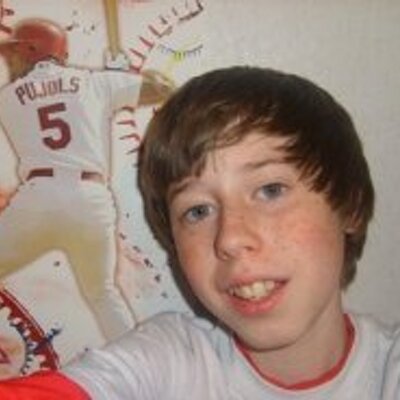 Profile Picture of Michael Burchfield (@damikeb) on Twitter