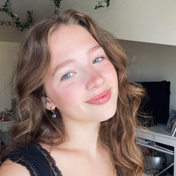 Profile Picture of Alice Haugen (@alicehaugen) on Tiktok