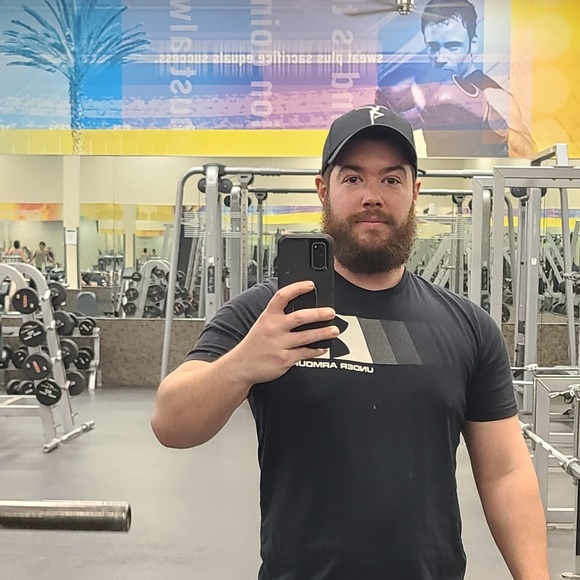 Profile Picture of Dylan Rorke (@dylanrorke) on Poshmark