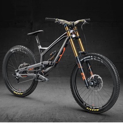 Profile Picture of Carl Belanger (@CarlBelanger7) on Twitter