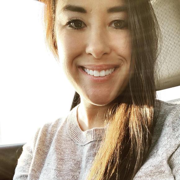 Profile Picture of Tara Nguyen (@taralinx3) on Poshmark