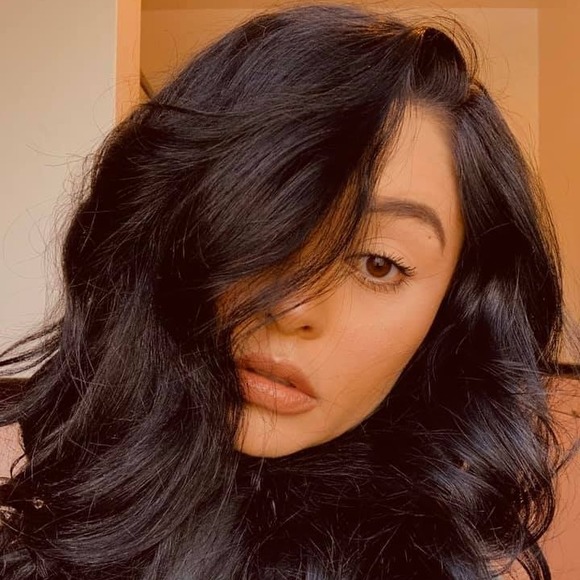 Profile Picture of Frances Calsadillas (@fcalsadillas) on Poshmark