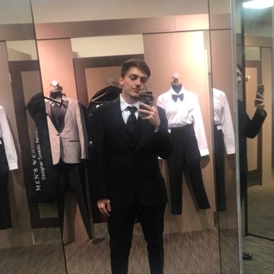 Profile Picture of Zach Heller (@ZachmHeller) on Twitter