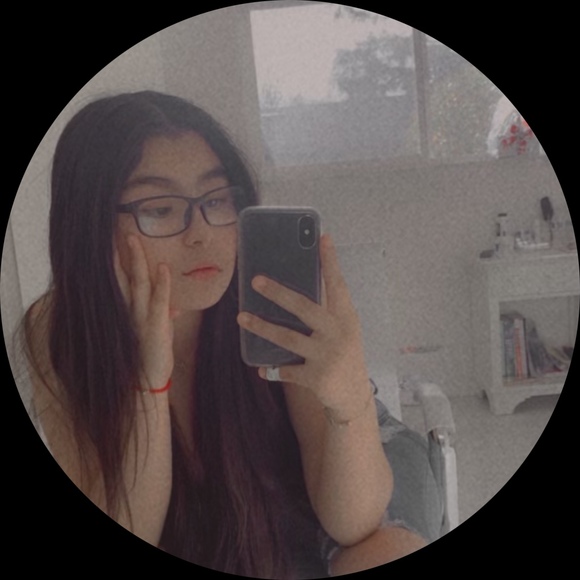 Profile Picture of Alexa Vargas (@rwc_alexa) on Poshmark