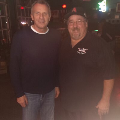 Profile Picture of Dee Witt (@witt_dee) on Twitter