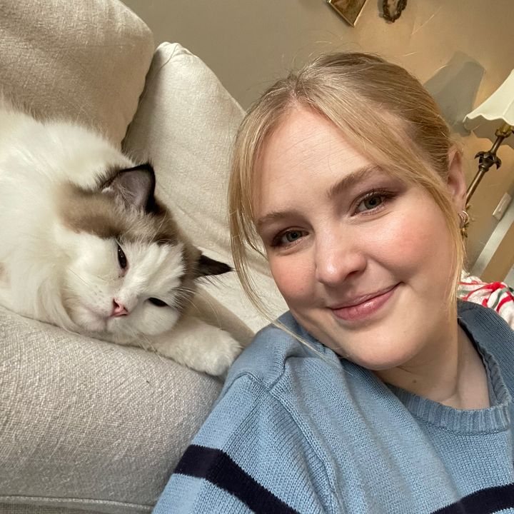 Profile Picture of Jillian Daines (@jillianillustration) on Tiktok