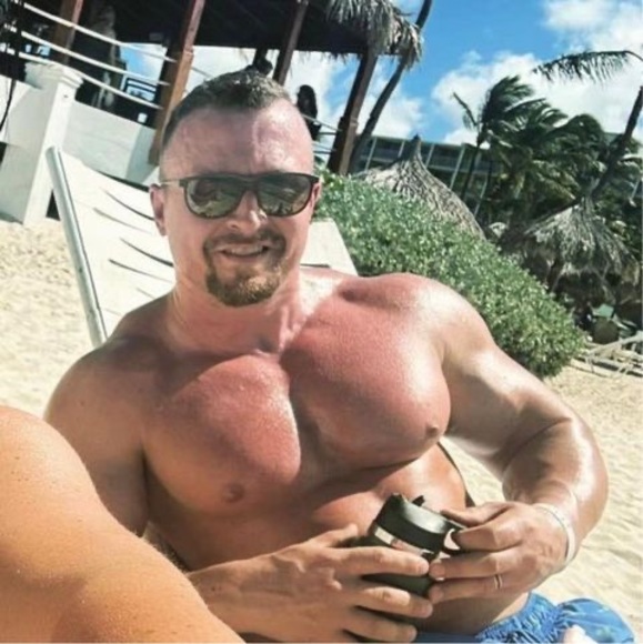 Profile Picture of Scott Blass (@nsblass267) on Poshmark