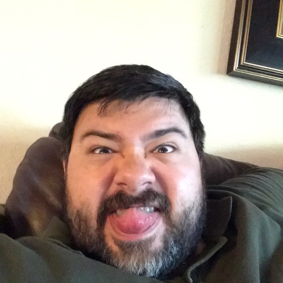 Profile Picture of Joe Guy (@josephguy02) on Poshmark