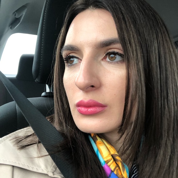 Profile Picture of Yekaterina Sukach (@yekaterinas) on Poshmark