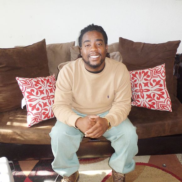 Profile Picture of Olajuwan Thompson (@mike34_dtx) on Poshmark